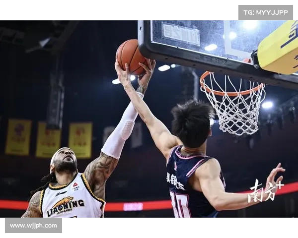 CBA焦点战:广东男篮127-83大胜辽宁,创两队交锋最大分差 CBA焦点战:广东男篮127-83大胜辽宁,创两队交锋最大分差